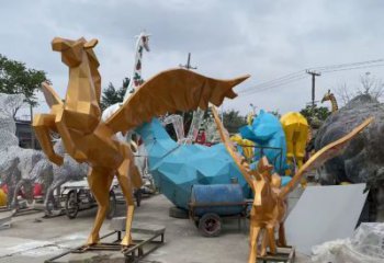 玻璃鋼飛馬雕塑廠家 酒店公園雕塑 風(fēng)景區(qū)擺件