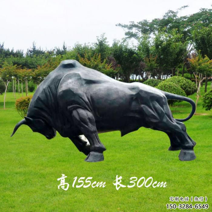商業(yè)街玻璃鋼開荒牛雕塑廠 售樓處雕塑 動物擺件