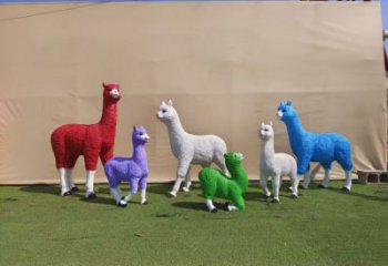 玻璃鋼綿羊雕塑廠家，動物景觀，廣場擺件制作