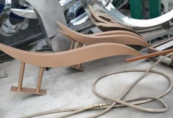 抽象魚形雕塑生產(chǎn)，幾何工藝，烤漆方式制作