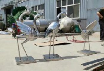 景區(qū)白鷺雕塑，鍍金歐式雕塑，鐵藝材質(zhì)