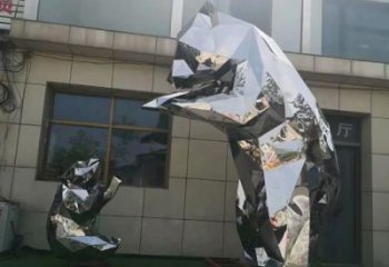 步行街狗熊雕塑，鑄銅農(nóng)耕雕塑，鏤空方式