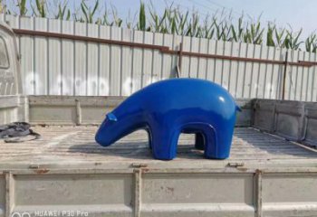 廣場狗熊雕塑，卡通水景雕塑，抽象效果