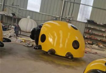 校園蟲子雕塑，拉絲海洋雕塑，卡通主題