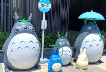 城市龍貓雕塑，網(wǎng)格體育雕塑，古銅效果