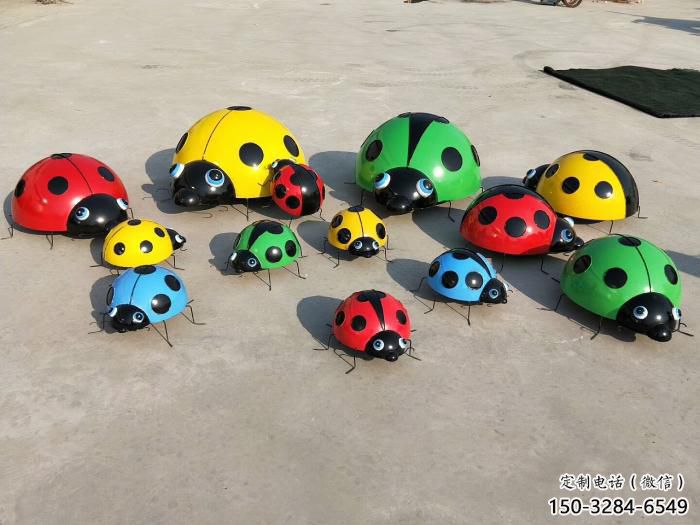 室內瓢蟲雕塑，拉絲海洋雕塑，抽象效果