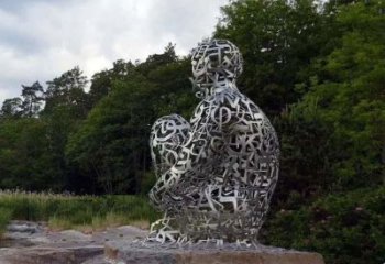 房地產字母人物雕塑，仿古景觀雕塑，噴砂制造