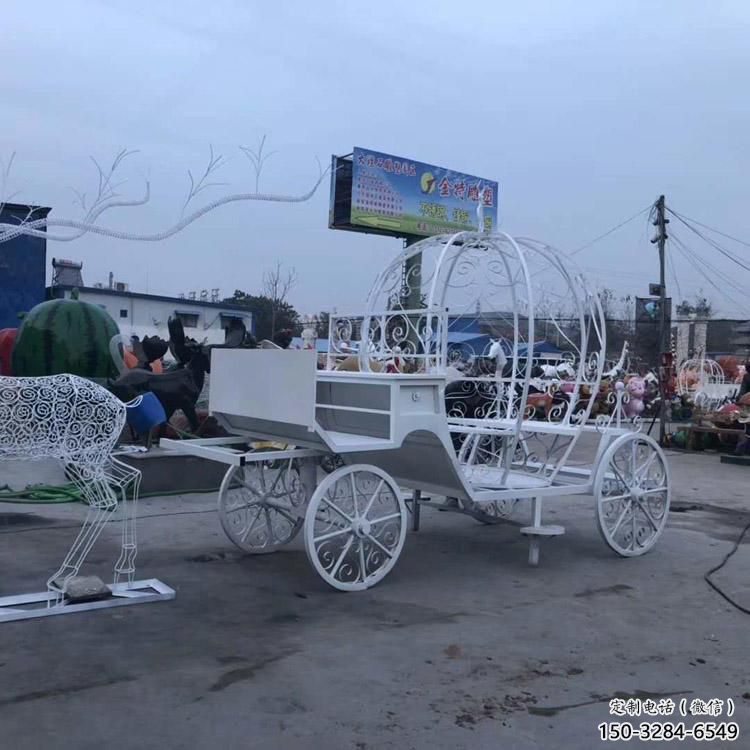 酒店馬車雕塑 庭院民俗雕塑 彩繪小品