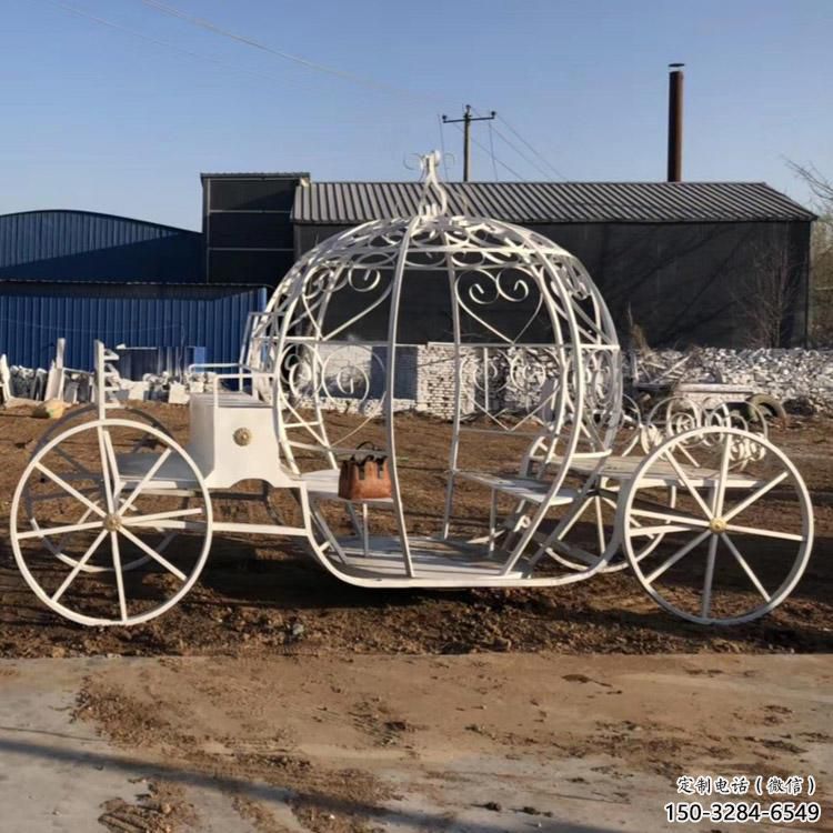 田間馬車雕塑 彩繪民俗雕塑 園林擺件