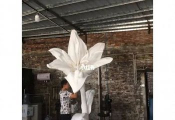 大型百合花雕塑 歐式步行街植物雕塑 彩繪花卉雕塑