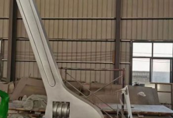 拉絲螺絲釘?shù)袼?鏤空創(chuàng)意工業(yè)雕塑 別墅區(qū)工業(yè)雕塑