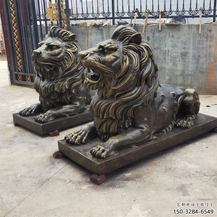仿銅獅子雕塑，玻璃鋼仿銅趴獅雕塑廠家