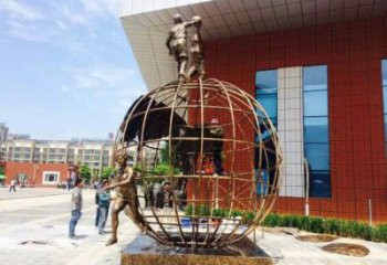 地球儀雕塑常用，景觀概念，地球儀人物雕塑擺件