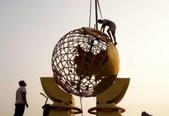 地球儀雕塑觀賞型，標(biāo)識雕塑，安裝手托地球儀雕塑廠家