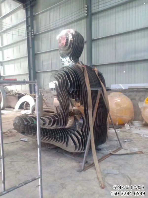 鏤空人物雕塑制造，歐式風格，創意鐵藝人物雕塑定價