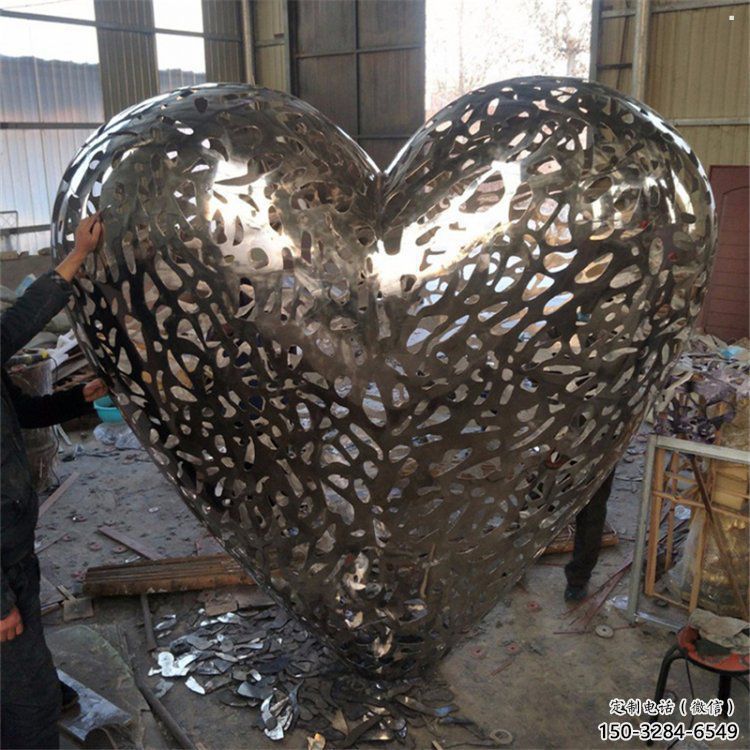現(xiàn)代心形球雕塑定制，中式工藝，不銹鋼心形球雕塑廠家優(yōu)價(jià)
