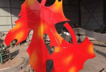 景觀楓葉雕塑供需，廣場雕塑，園林烤漆楓葉雕塑定制