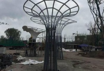 遮陽樹雕塑制造，鏤空雕塑，不銹鋼遮陽樹雕塑廠家