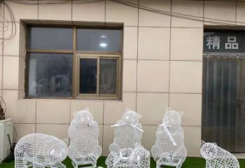 熊貓雕塑制造商，酒店擺件，鏤空熊貓雕塑定制廠家