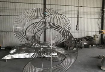 圓環(huán)雕塑批發(fā)，靜態(tài)雕塑，主題鏤空?qǐng)A環(huán)雕塑標(biāo)準(zhǔn)