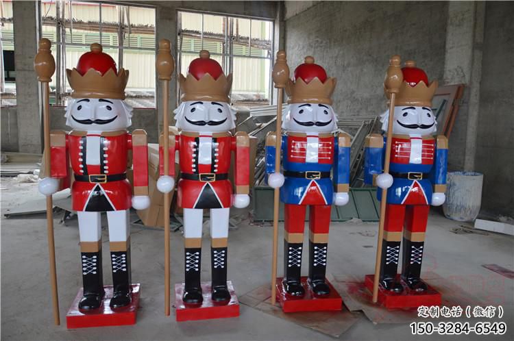 臨夏公園撲克雕塑