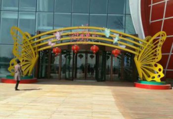 六安蝴蝶拱門(mén)雕塑，鏤空烤漆效果，不銹鋼小區(qū)標(biāo)識(shí)雕塑