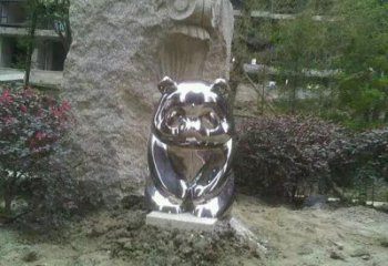 來賓熊貓雕塑服務商，動物美陳雕塑，不銹鋼熊貓雕塑廠家