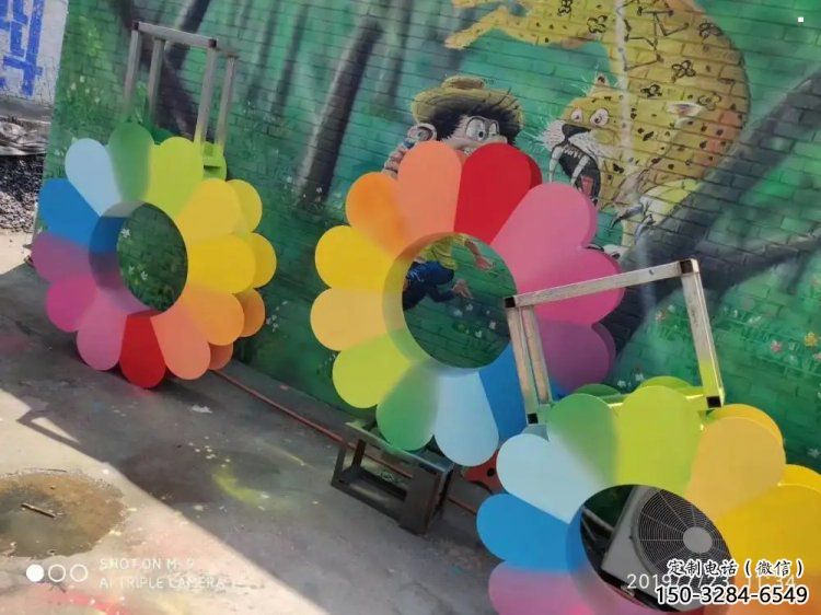 黃南金銀花雕塑廠家，景區(qū)雕塑，城市不銹鋼金銀花雕塑